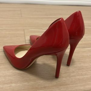 NWOT Prizma D'Orsay Pump in Red Patent